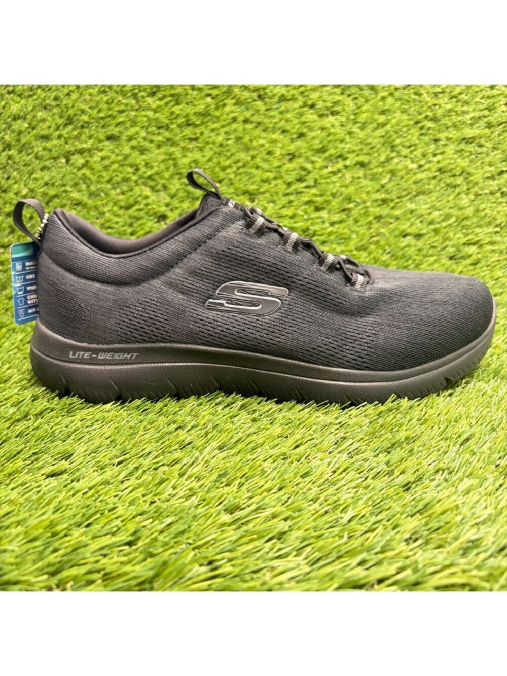 Skechers Summits Louvin Mens Size 8.5E Black Athletic Slip On Shoes Sneakers
